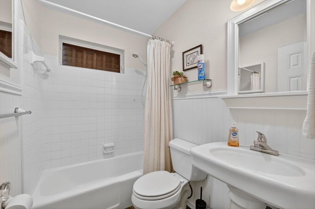 262 SE Monterey Avenue, Stuart, FL 34996