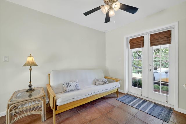 262 SE Monterey Avenue, Stuart, FL 34996