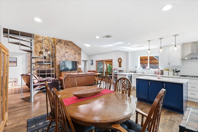 2703 Chinquapin Oak Lane, Arlington, TX 76012