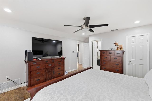 2703 Chinquapin Oak Lane, Arlington, TX 76012