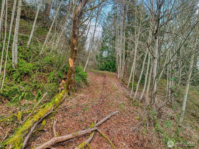 2401 NE Solar View Court, Keyport, WA 98345