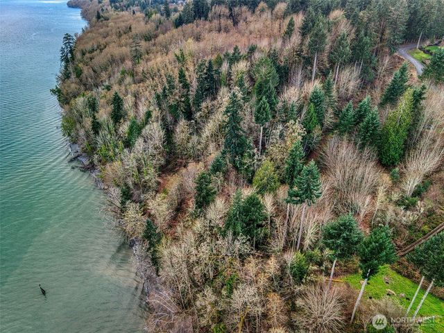 2401 NE Solar View Court, Keyport, WA 98345