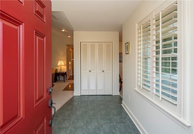 318 Corey Lane, Middletown, RI 02842