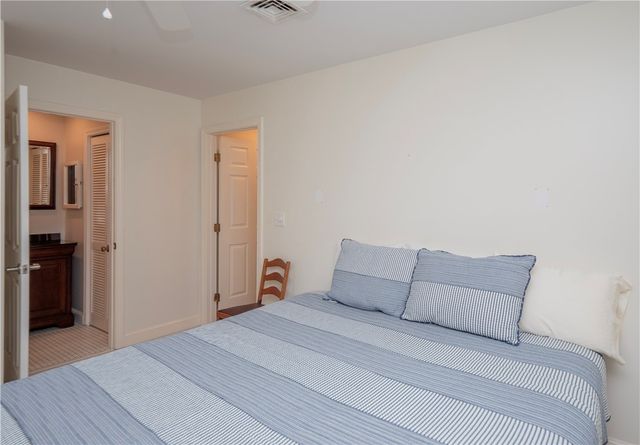 318 Corey Lane, Middletown, RI 02842