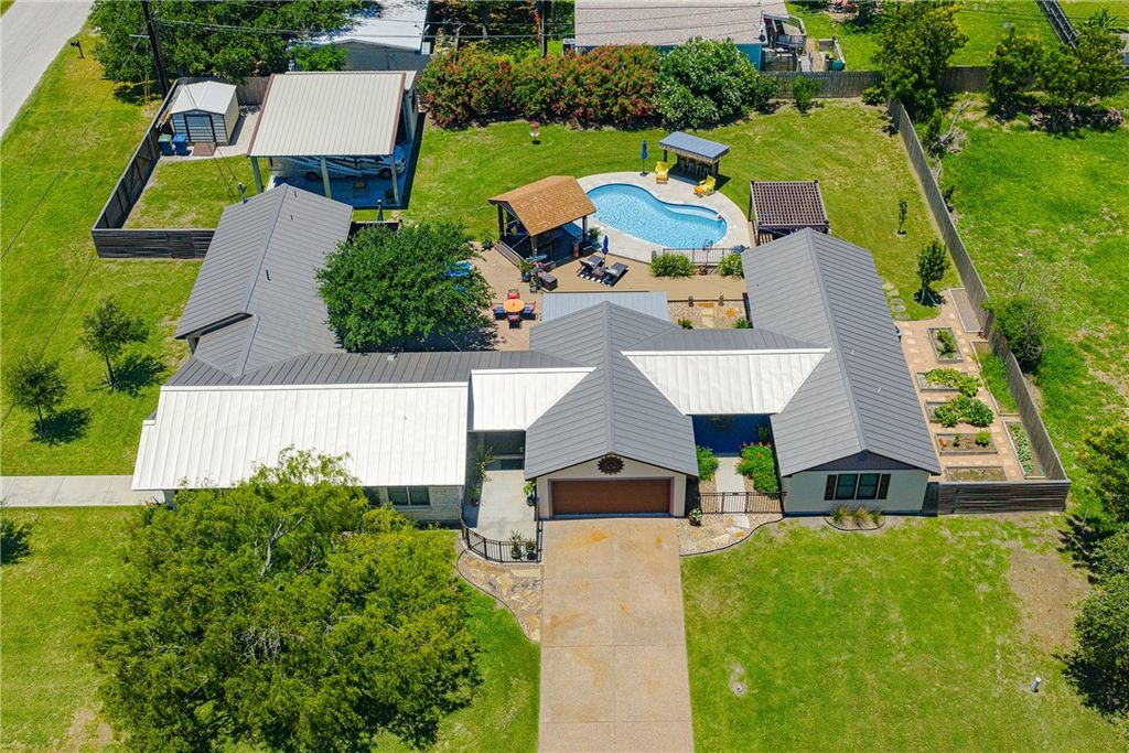 1622 Cherry St, Rockport, TX 78382 — photo 3