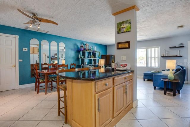 2100 8TH AVENUE SW, Largo, FL 33770