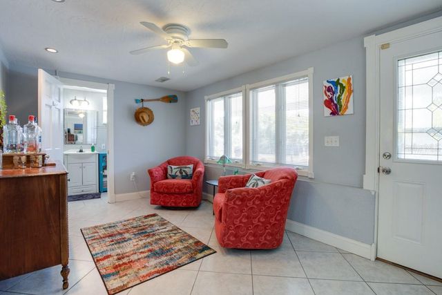 2100 8TH AVENUE SW, Largo, FL 33770