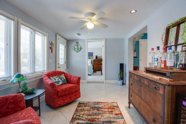 2100 8TH AVENUE SW, Largo, FL 33770
