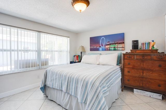 2100 8TH AVENUE SW, Largo, FL 33770