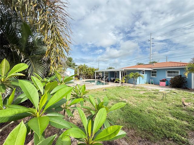 2100 8TH AVENUE SW, Largo, FL 33770