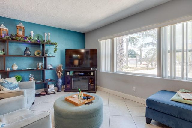 2100 8TH AVENUE SW, Largo, FL 33770