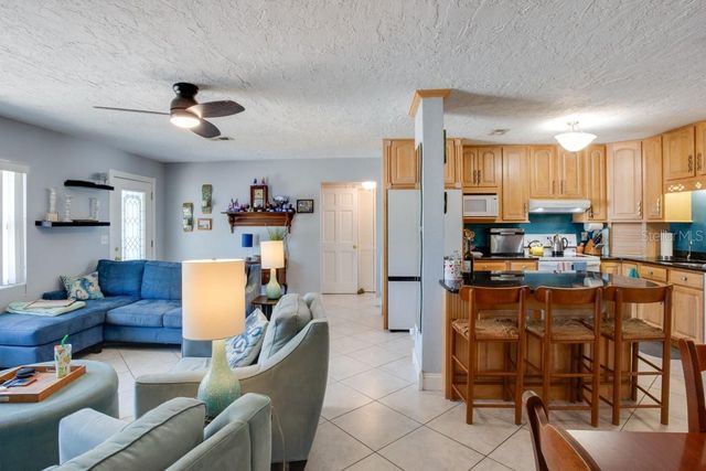 2100 8TH AVENUE SW, Largo, FL 33770