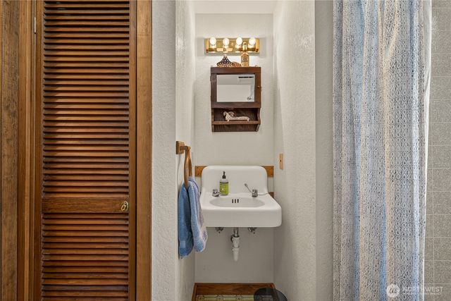 407 N Western Avenue, Wenatchee, WA 98801