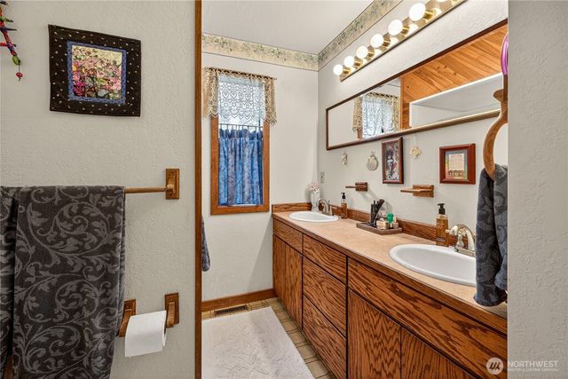 407 N Western Avenue, Wenatchee, WA 98801