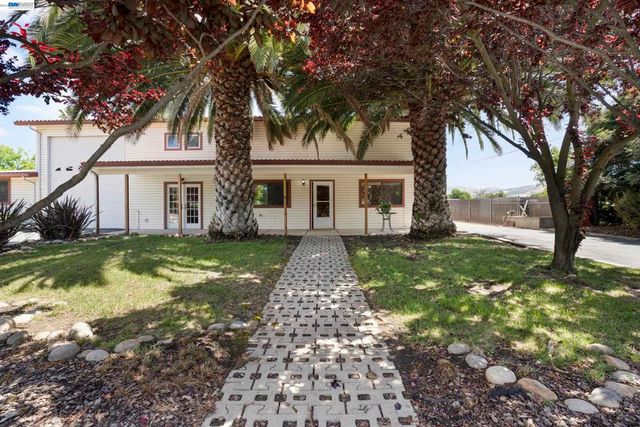 4224 Greenville Rd, Livermore, CA 94550