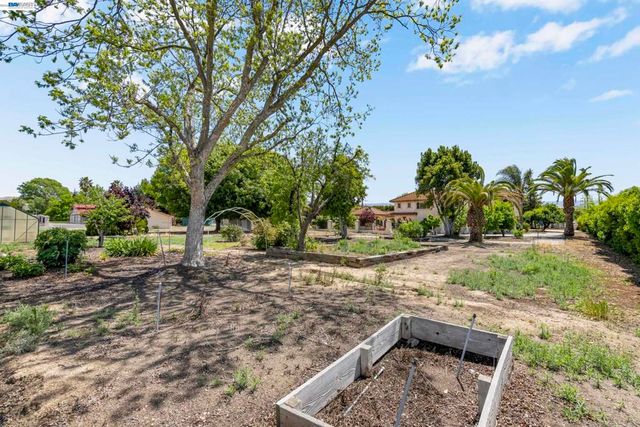 4224 Greenville Rd, Livermore, CA 94550