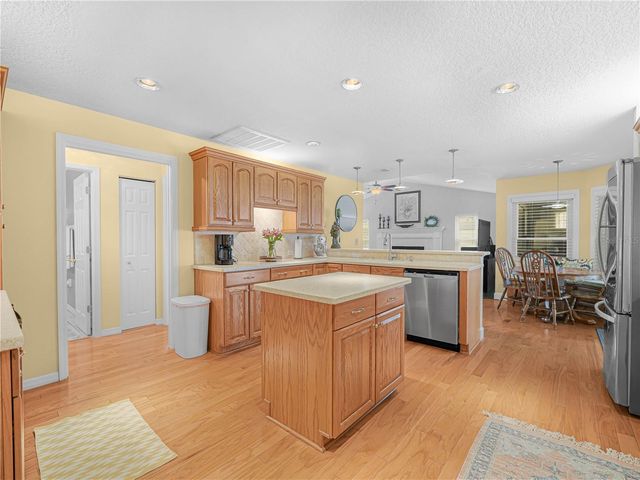 2115 JONATHAN, Winter Haven, FL 33884