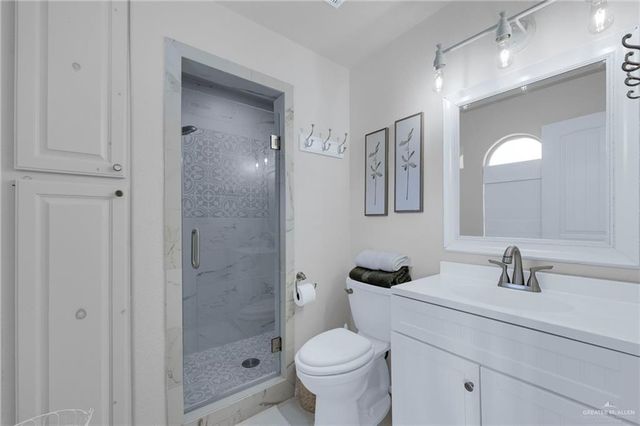 1909 Lake Point Drive, Mission, TX 78572