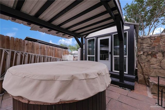 1909 Lake Point Drive, Mission, TX 78572