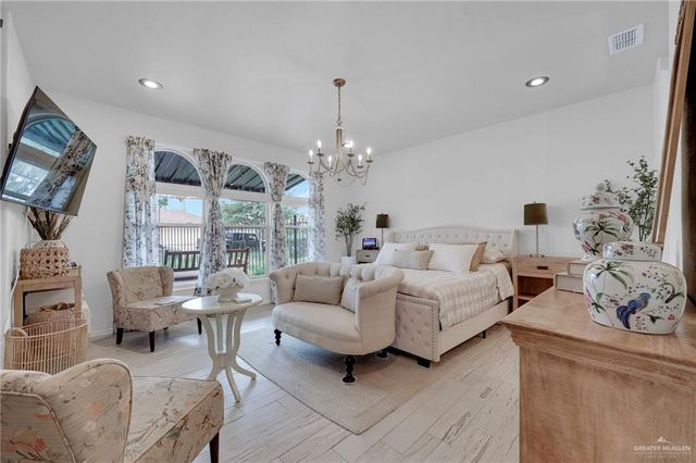 1909 Lake Point Drive, Mission, TX 78572