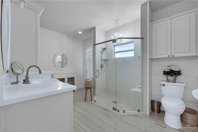 1909 Lake Point Drive, Mission, TX 78572