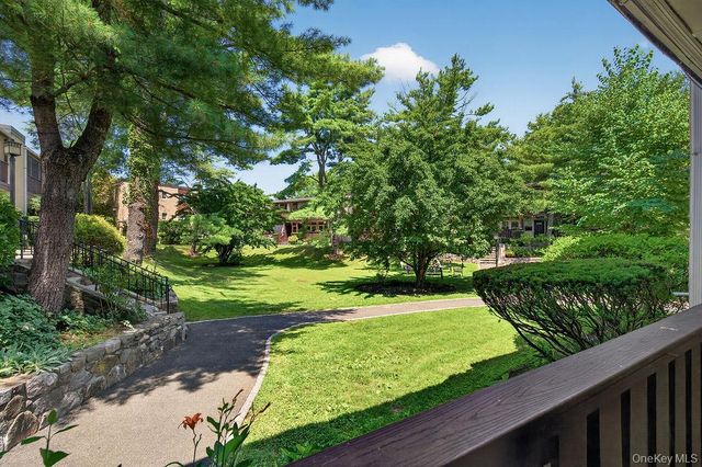 103 Wiltshire Road D8, Scarsdale, NY 10583
