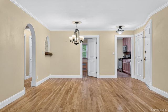 103 Wiltshire Road D8, Scarsdale, NY 10583