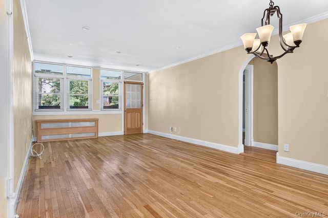 103 Wiltshire Road D8, Scarsdale, NY 10583