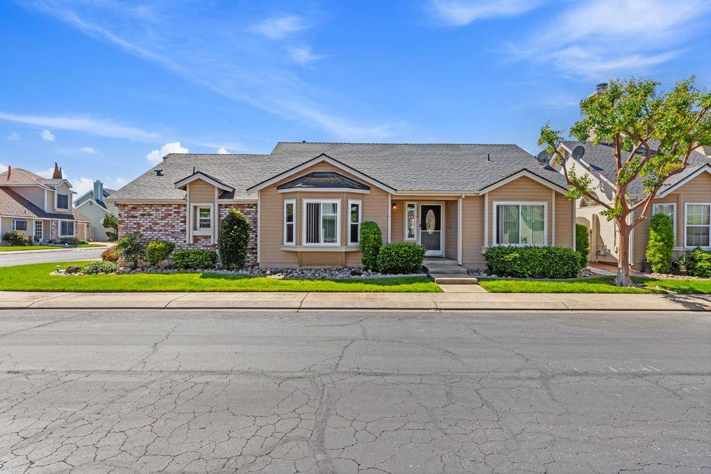2828 Field Stone St, Modesto, CA 95355