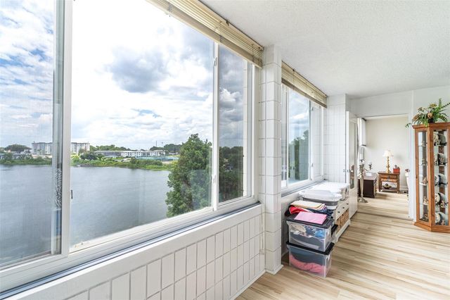 700 MIRROR TERRACE NW 511, Winter Haven, FL 33881