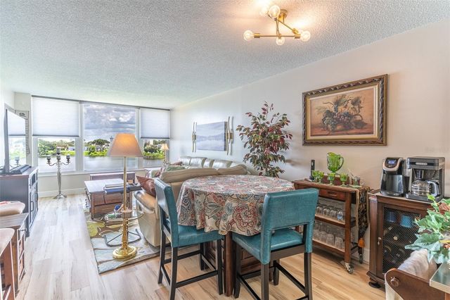 700 MIRROR TERRACE NW 511, Winter Haven, FL 33881