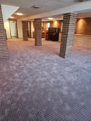2914 Maple Avenue, Berwyn, IL 60402