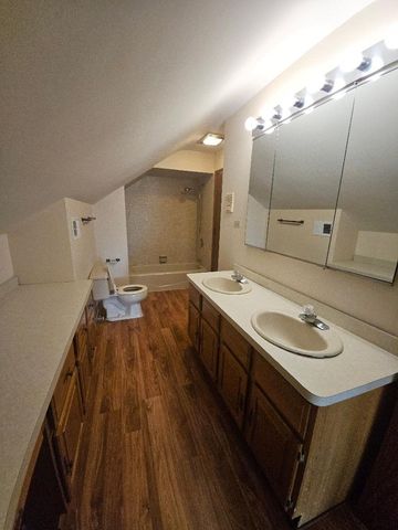 2914 Maple Avenue, Berwyn, IL 60402