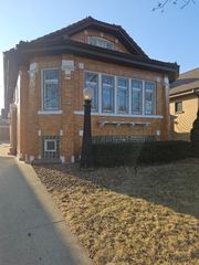 2914 Maple Avenue, Berwyn, IL 60402