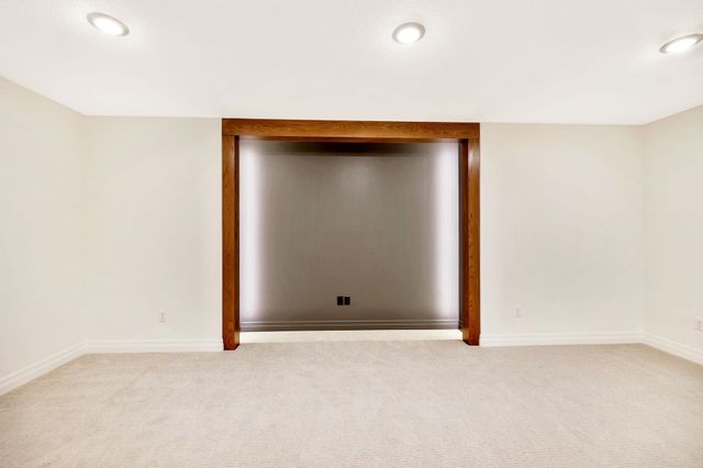 3346 N Bedford Court, Wichita, KS 67226