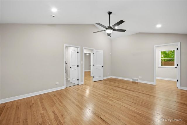 662 Orchard Court, Roselle, IL 60172