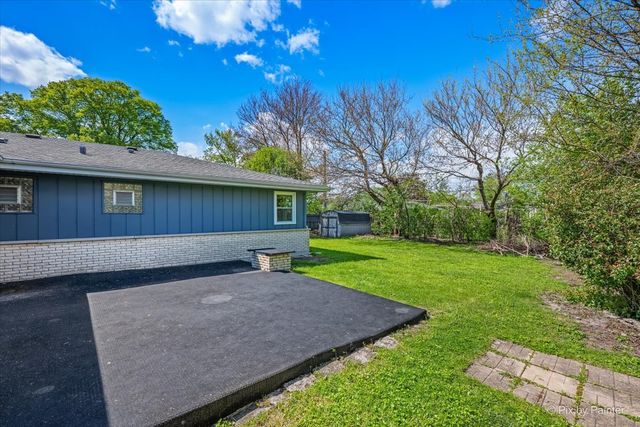 662 Orchard Court, Roselle, IL 60172