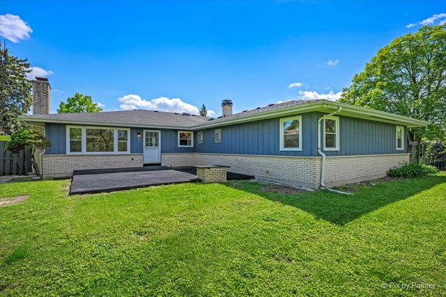 662 Orchard Court, Roselle, IL 60172