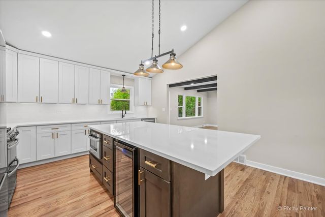 662 Orchard Court, Roselle, IL 60172
