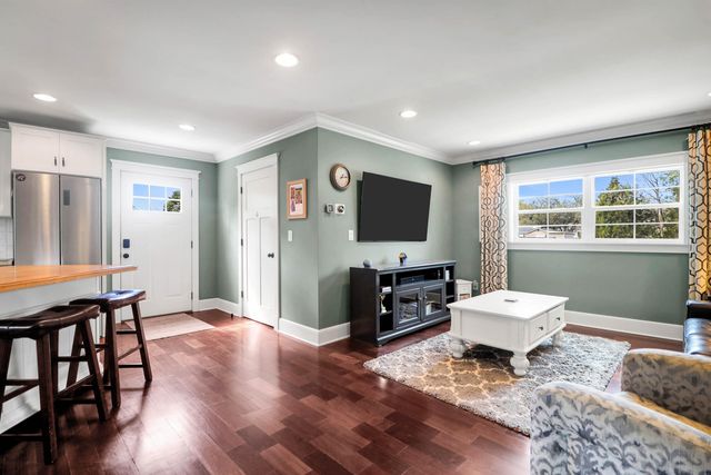 1328 Erckmann Drive, Mount Pleasant, SC 29464