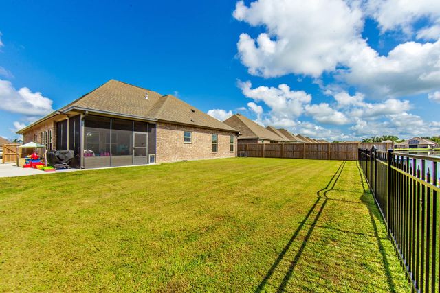 334 Taylor James Way, Houma, LA 70364