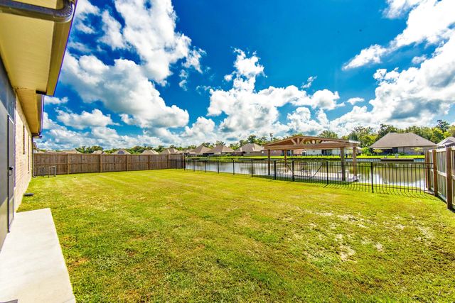 334 Taylor James Way, Houma, LA 70364