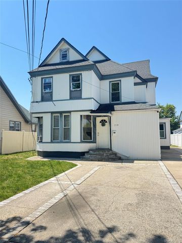 158 Church Street, Freeport, NY 11520