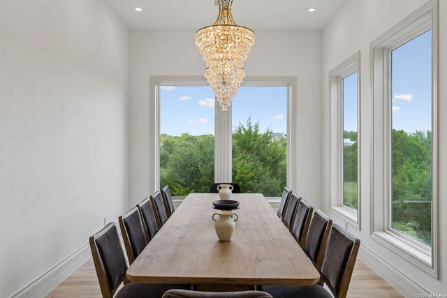 107 SUNRISE DR, Boerne, TX 78006