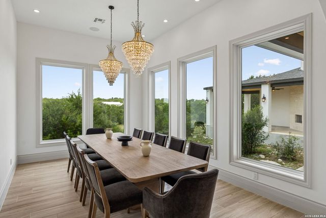 107 SUNRISE DR, Boerne, TX 78006