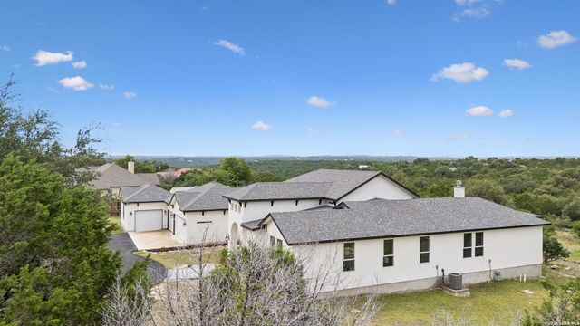 107 SUNRISE DR, Boerne, TX 78006