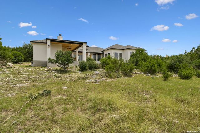 107 SUNRISE DR, Boerne, TX 78006