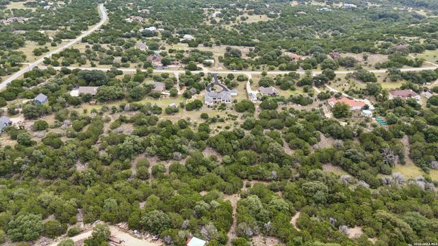 107 SUNRISE DR, Boerne, TX 78006