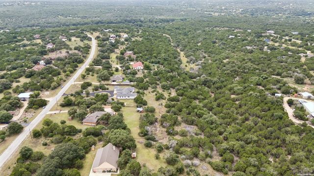 107 SUNRISE DR, Boerne, TX 78006