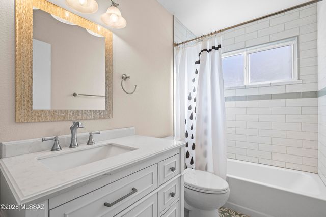 2785 W Grandbrook Street, Tucson, AZ 85741